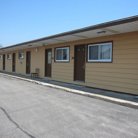 Glen Motel - Utica Buitenkant foto