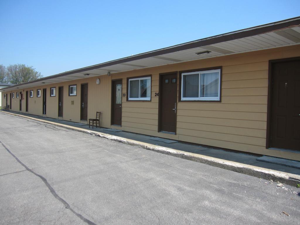 Glen Motel - Utica Buitenkant foto